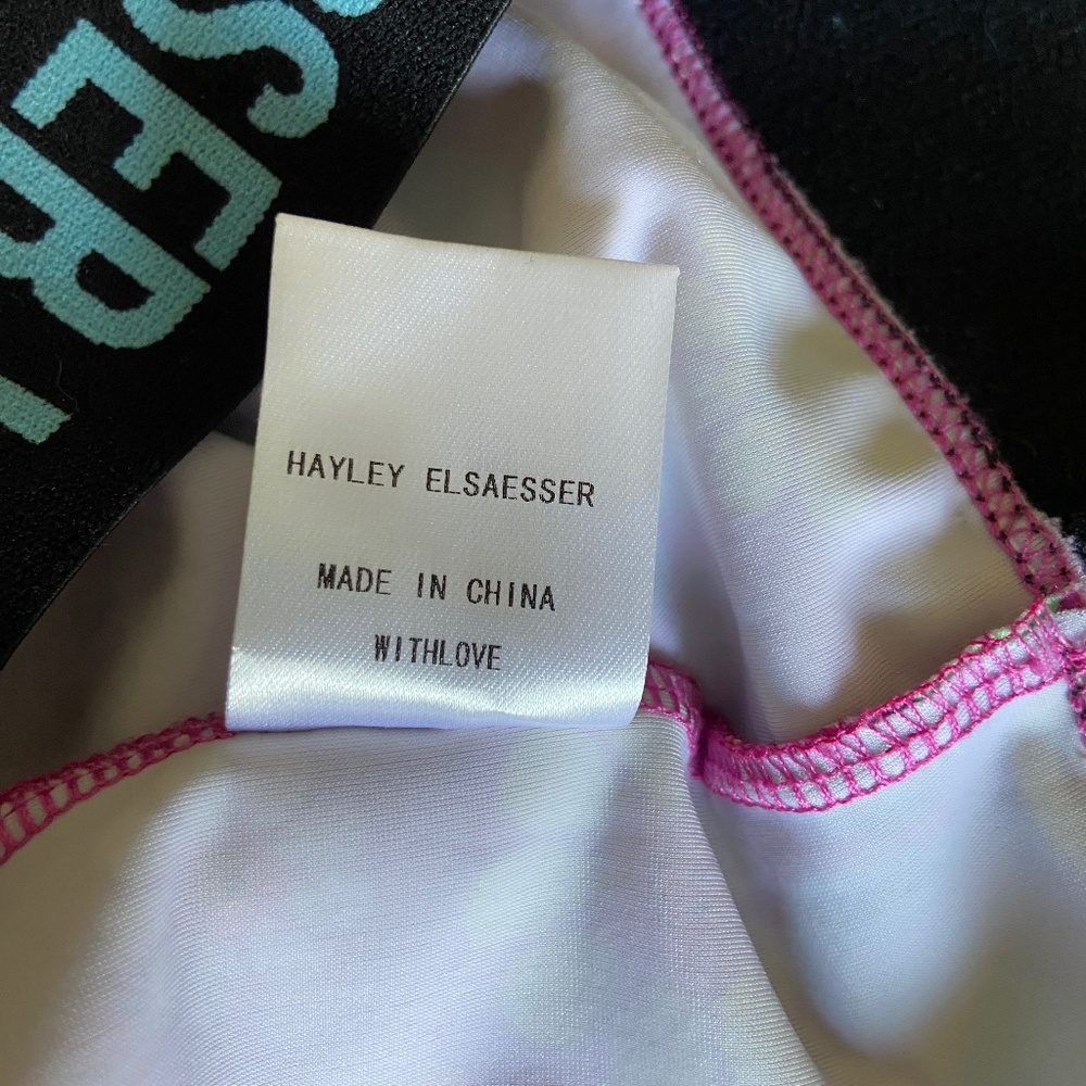 Hayley Elsaesser Flower Power Sports Bra and Shorts size medium - Picture 7 of 7